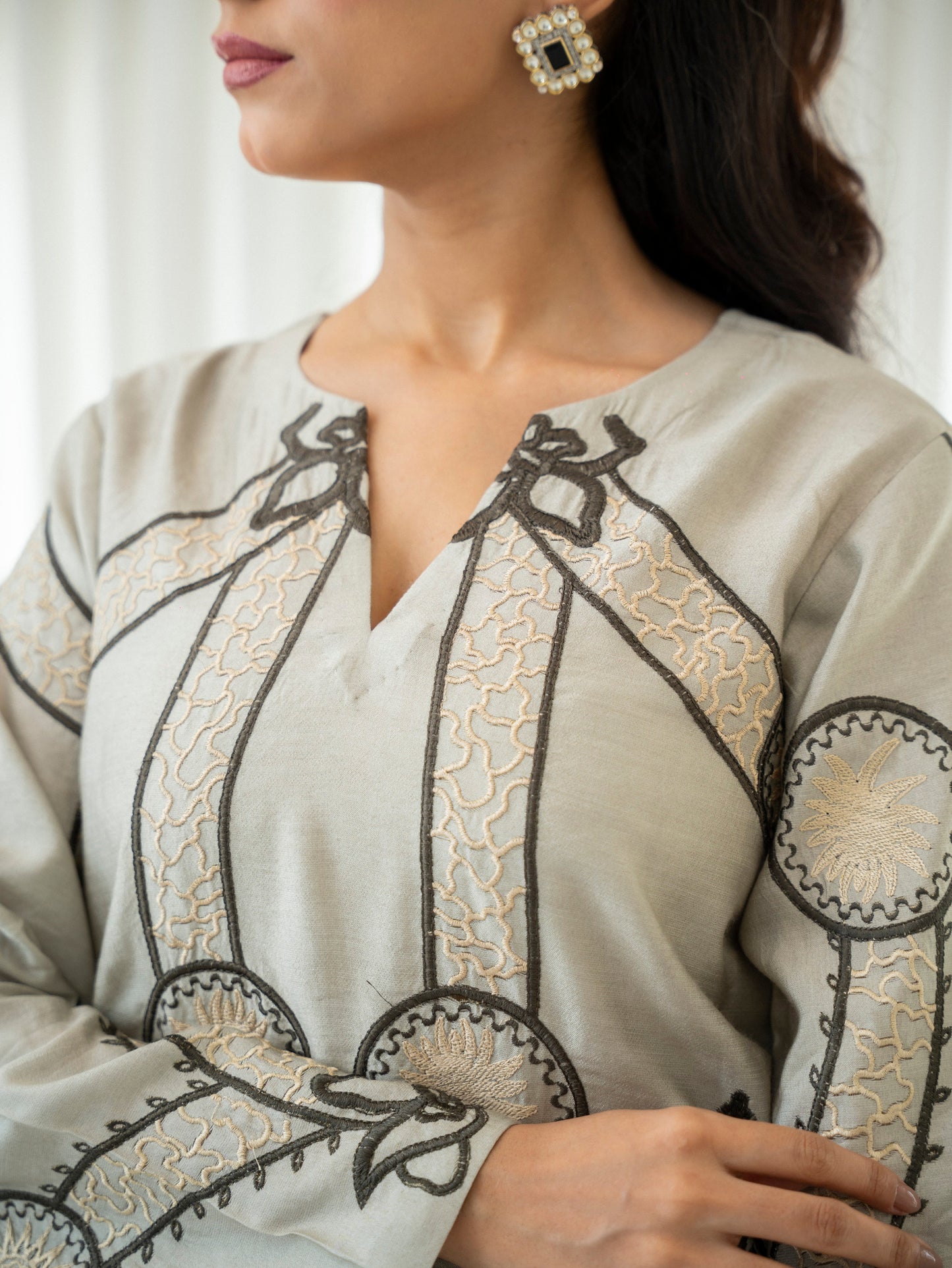 Monarch Crest - (RTS)