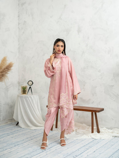 BLUSH REVERIE - (RTS)