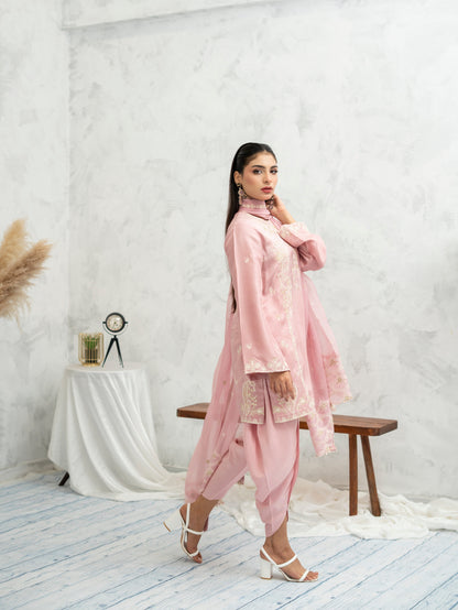 BLUSH REVERIE - (RTS)