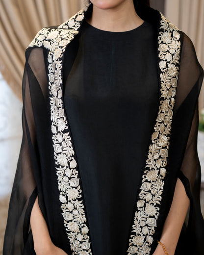 “Noir Elegance – Black & beige Organza & pure raw Silk Ensemble”