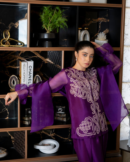 “Amethyst Grace – Pure Raw Silk Jacket & Shalwar Ensemble”