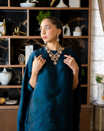 “Teal Majesty – Silk Cape Ensemble”