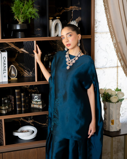 “Teal Majesty – Silk Cape Ensemble”