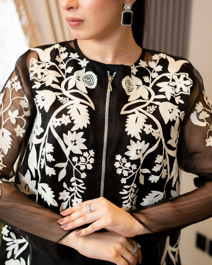 “Monochrome Elegance – Black & White Embroidered Organza Ensemble”